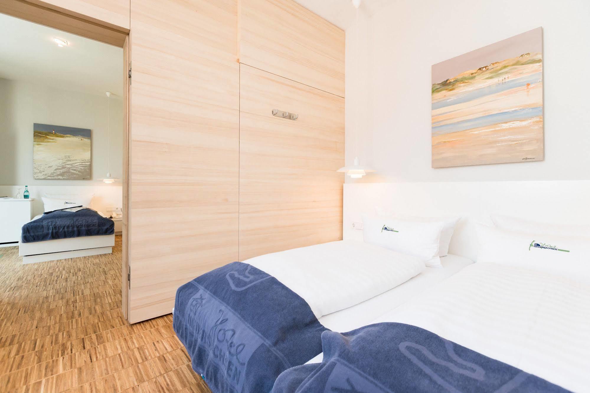 Hotel Niedersachsen Вестерланд Экстерьер фото